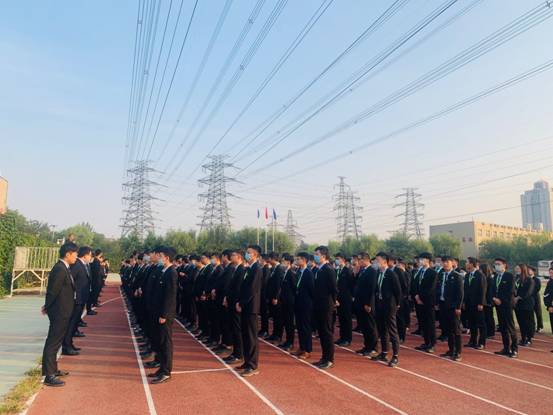 當我們感慨假期余額不足時，他們卻早已在圓夢的路上