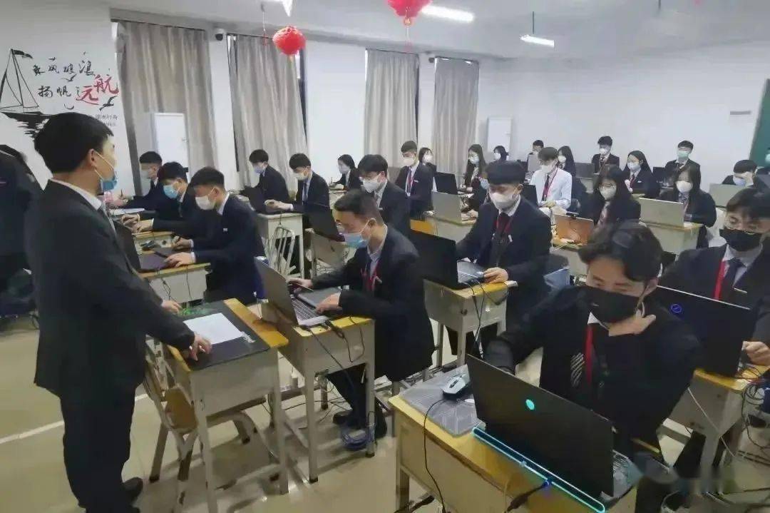 八維教育培訓學校大數據專業