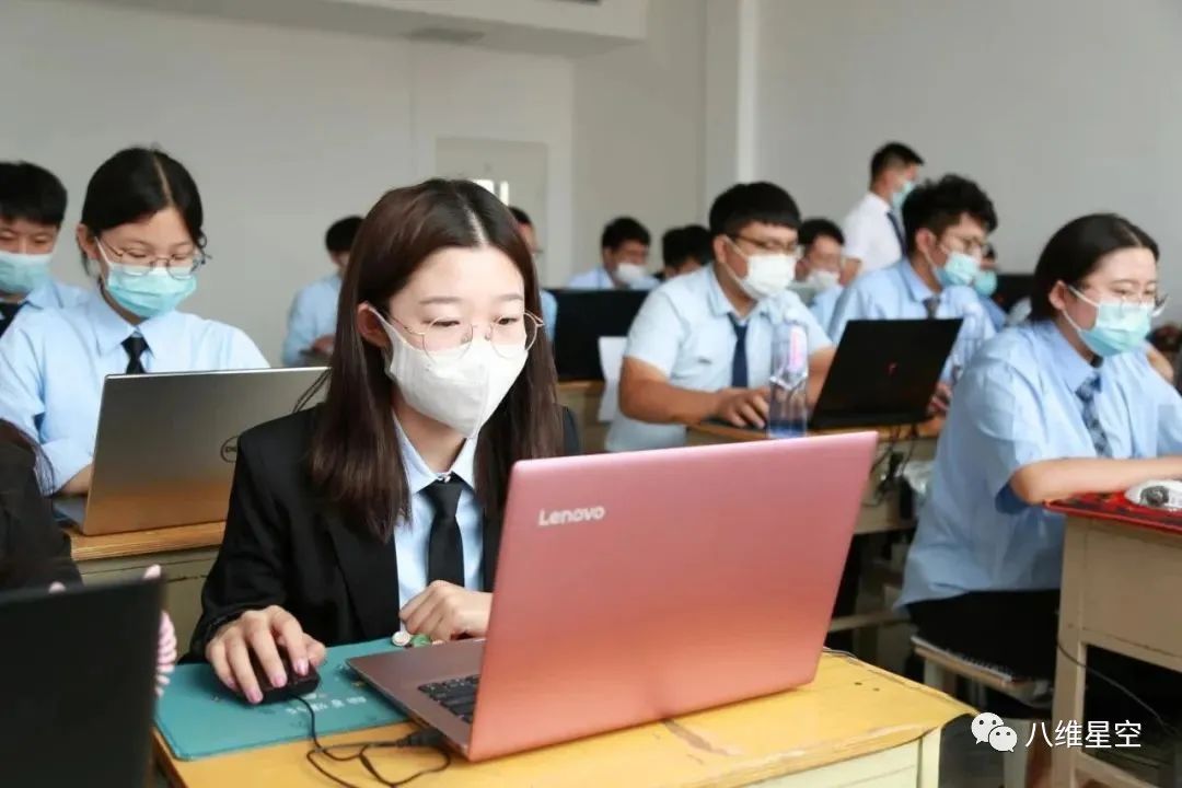 八維教育培訓學校網站工程專業