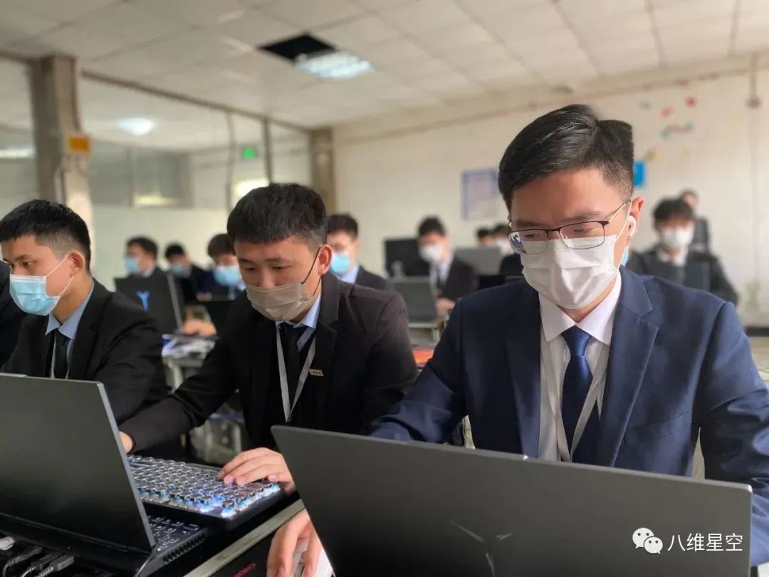 八維學院巧借人工智能深度發(fā)展趨勢打造專業(yè)AI技術人才