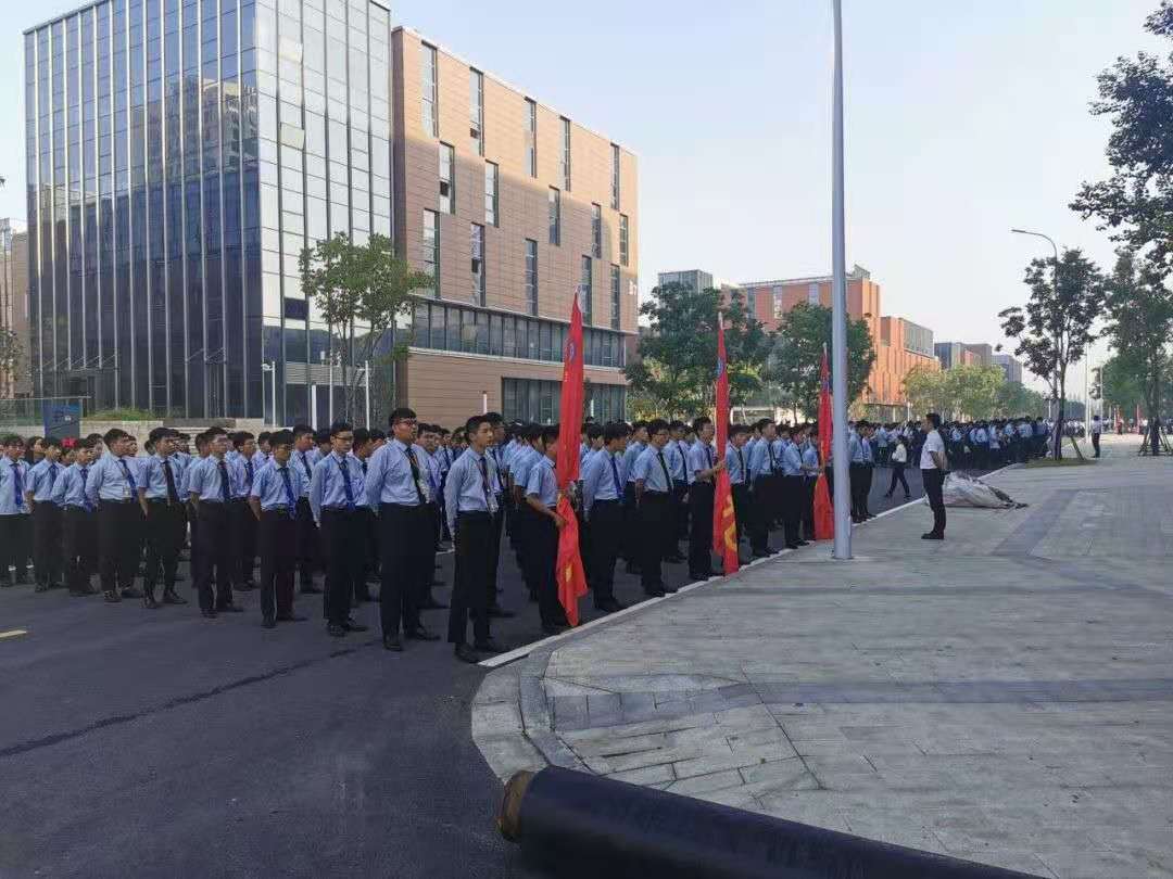八維學校助力學子們優(yōu)質(zhì)職場就業(yè)逆風翻盤成就人生贏家