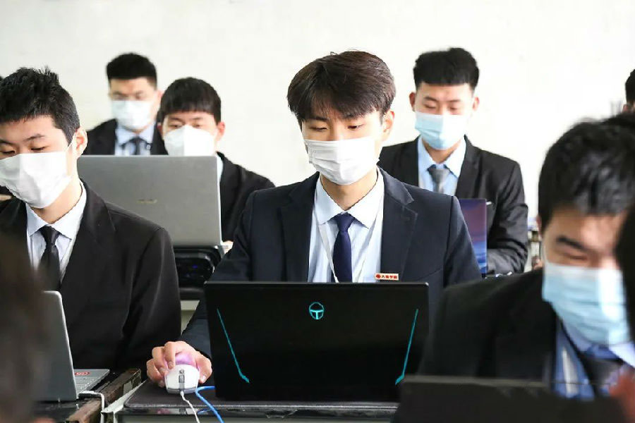 八維集團(tuán)推動教育培訓(xùn)質(zhì)量提升引領(lǐng)IT培訓(xùn)領(lǐng)域發(fā)展培養(yǎng)IT領(lǐng)域人才