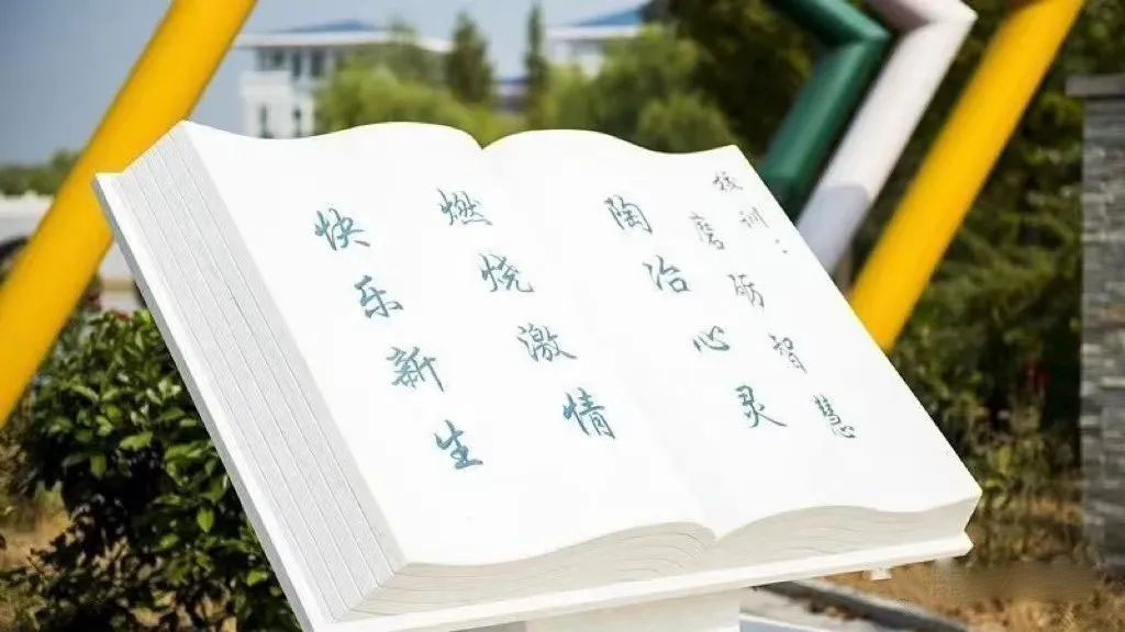 八維教育緊抓數(shù)字經(jīng)濟(jì)時(shí)代機(jī)遇培養(yǎng)技能型IT人才