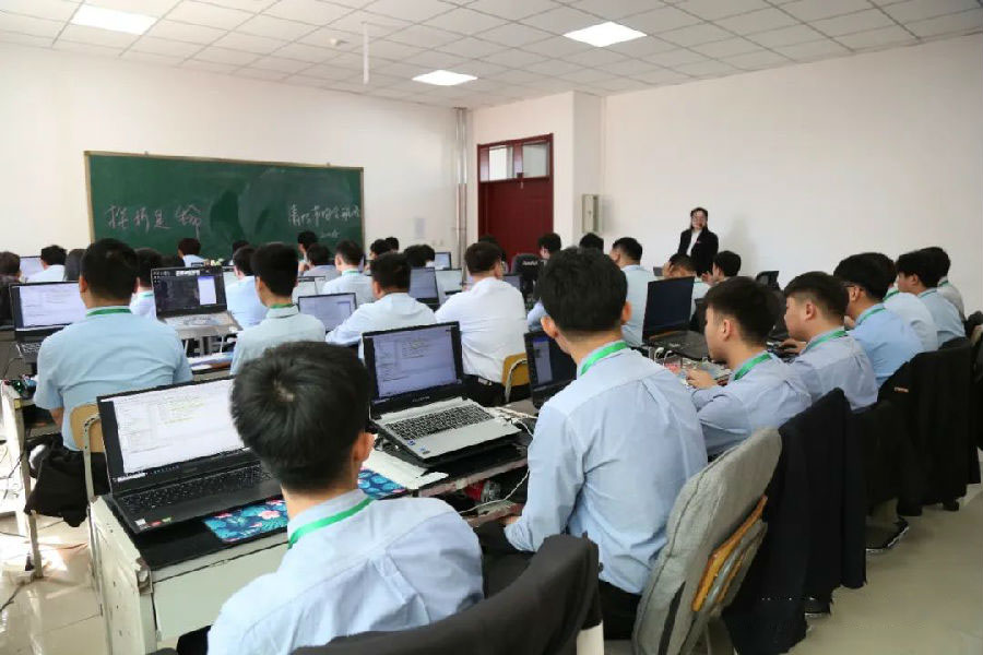 八維教育提升學生網絡安全技能打造行業網絡安全防線
