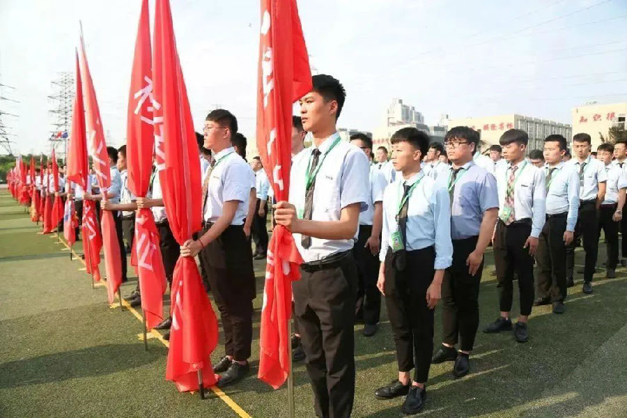 八維學校讓學子掌握智能技術開發(fā)的核心技能打造創(chuàng)新人才培養(yǎng)基地