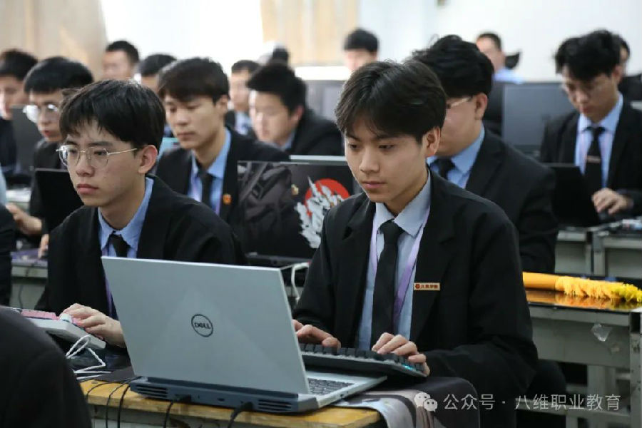 江蘇宿遷八維教育技能人才成長(zhǎng)的璀璨寶地點(diǎn)亮行業(yè)精英之路