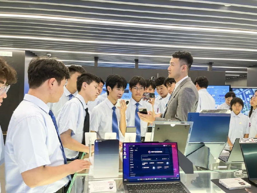 八維職業學校打造學子們就業啟航站引領你走向成功