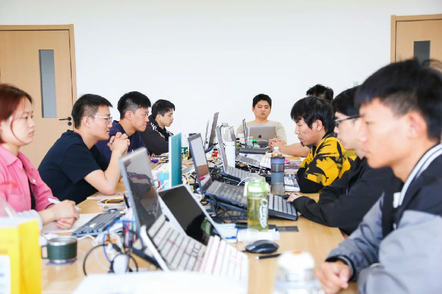八維職業(yè)學(xué)校解鎖新質(zhì)生產(chǎn)力的教育密碼引領(lǐng)未來職業(yè)發(fā)展