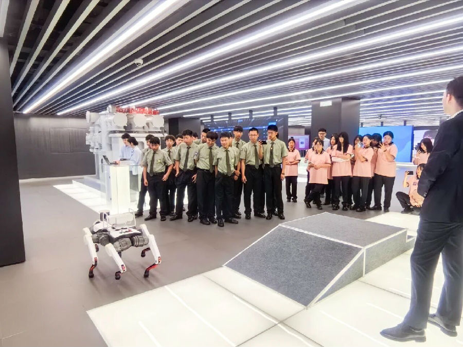 八維職業學校解鎖人工智能未來新征程鑄就行業AI精英人才