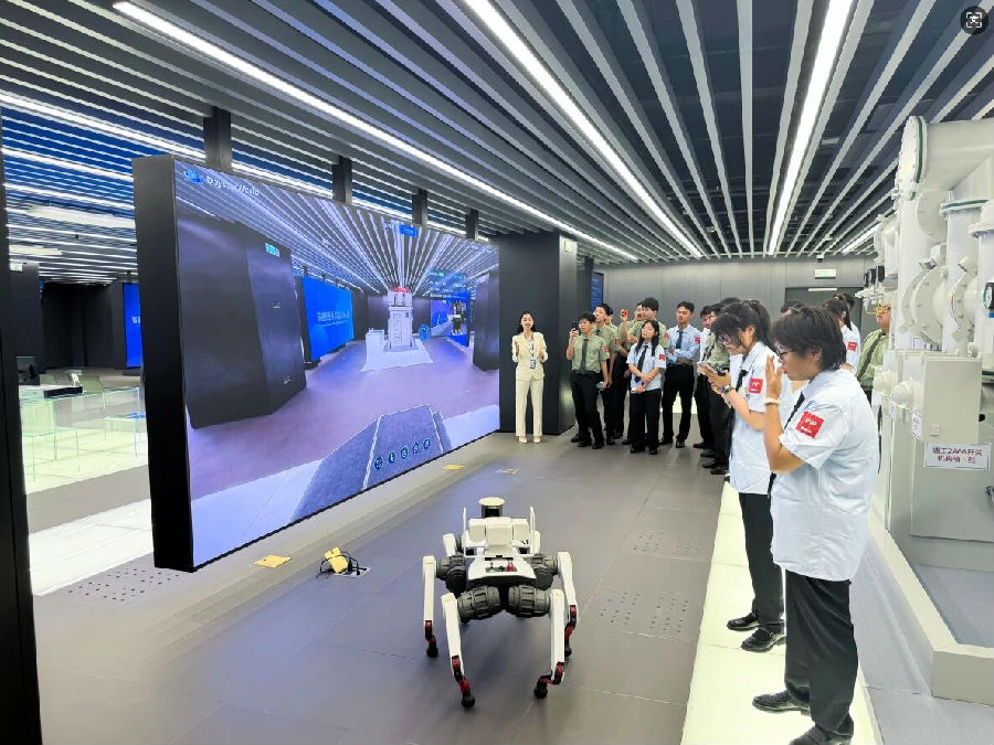 ?八維職業學校人工智能專業就業碩果累累鑄就智能職場輝煌