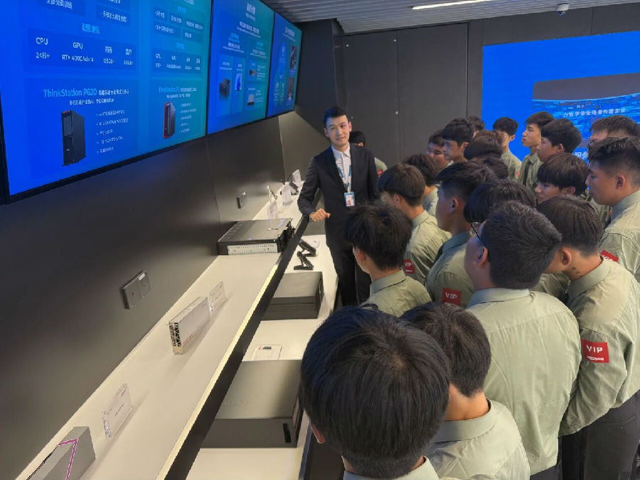 八維職業學校人工智能第三批最新喜報