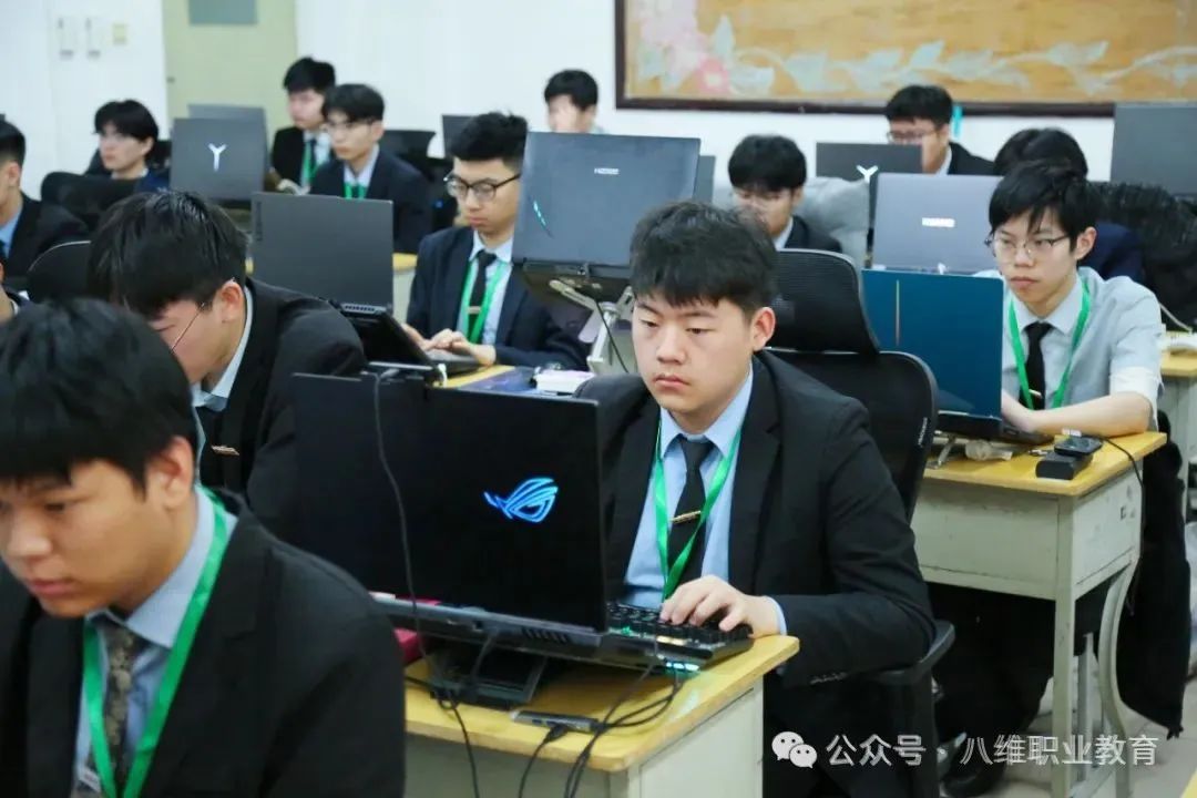 江蘇宿遷八維學校人工智能：人工智能教育的創新領航者，引領智慧未來新篇章！